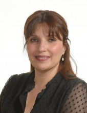 אורית זרקה
